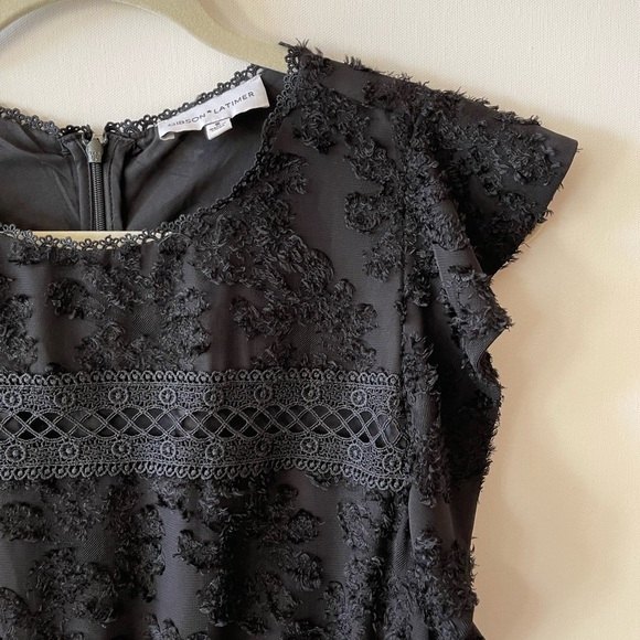 Gibson Latimer textured black dress with flutter sleeves - Picture 3 of 8